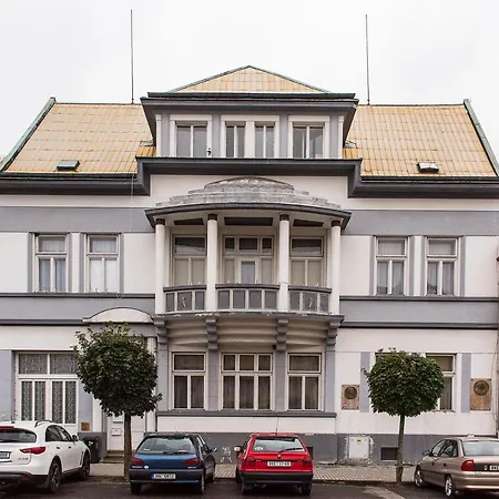 Tyniste 3*